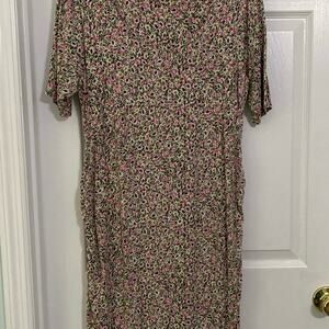 Size 1X Motherhood Maternity Dress